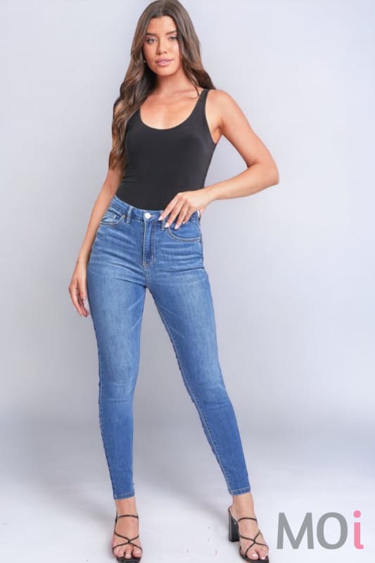Curvy Fit High Rise Skinny Jeans Medium Wash – WCIWT, LLC