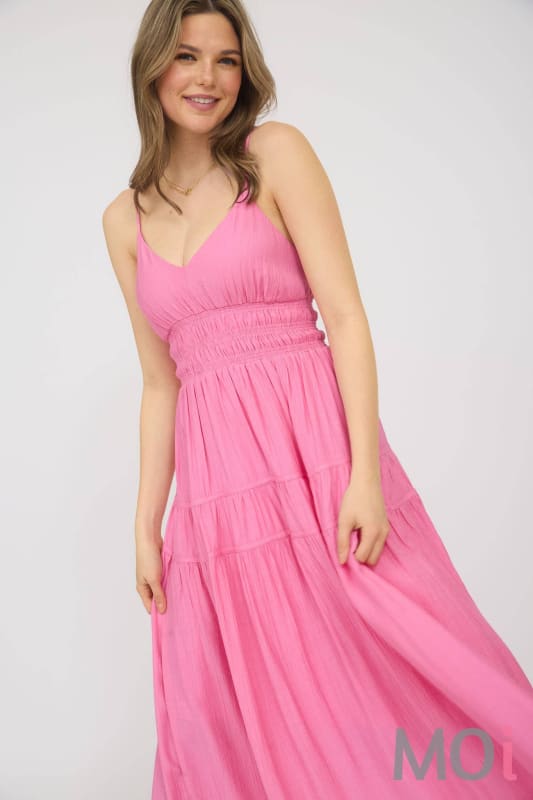 V NECK SHIRRED WAIST SLEEVELESS MIDI DRESS