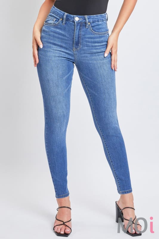 Curvy Fit High Rise Skinny Jeans Medium Wash