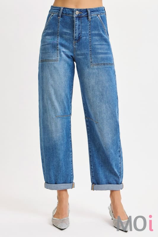 Mid Rise Relaxed Barrel Patch Pocket Jean