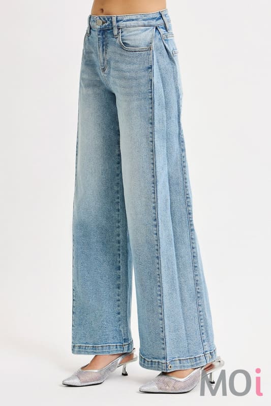 Mid Rise Wide & Transferable Leg Snap Jeans