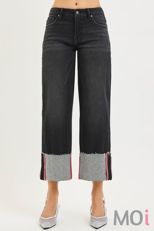 Tummy Control Mid Rise Crop Cuffed