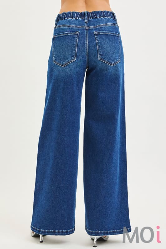 Elastic Waist Band MId-Rise Pintuck Jean