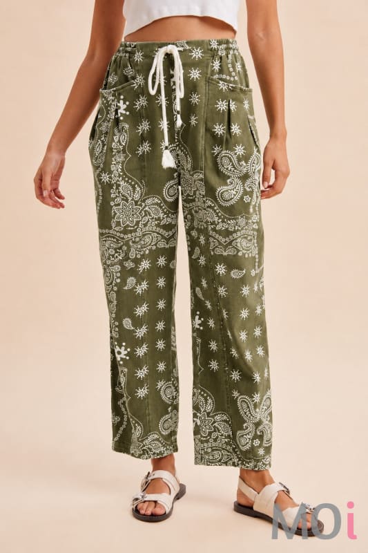 Bandana Printed Barrel Pants