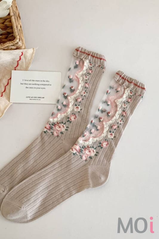 Rufia - Vintage Floral Pattern Sheer Socks
