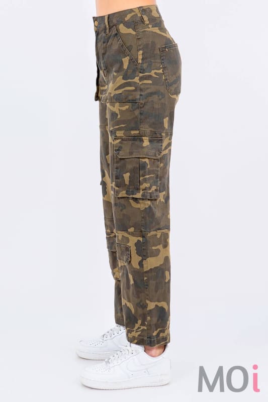 HIGH WAIST CARGO PANTS WITH POCKETS
