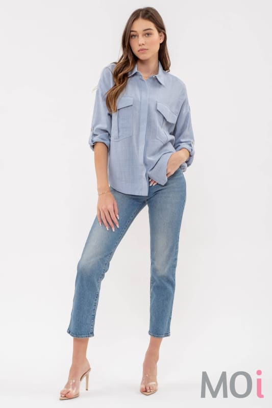 LIGHTWEIGHT COLLARED BUTTON DOWN 3/4 SLEEVE SHIRT
