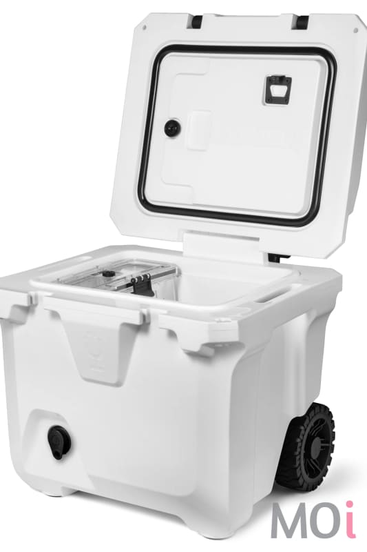 Brutank 35-Quart Rolling Cooler by Brumate Ice White