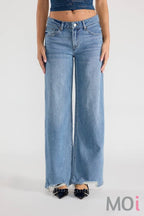 Baggy Wide Leg Jeans w/Chewed Hem