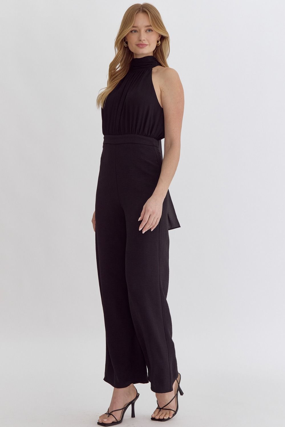 Solid Halter Neck Jumpsuit