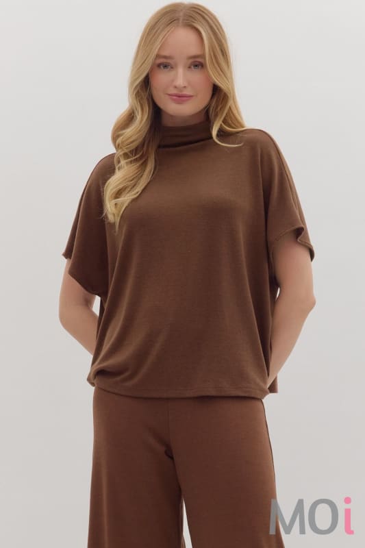 Mock Neck Pullover Top