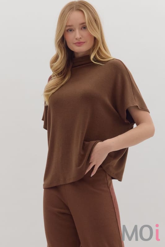 Mock Neck Pullover Top