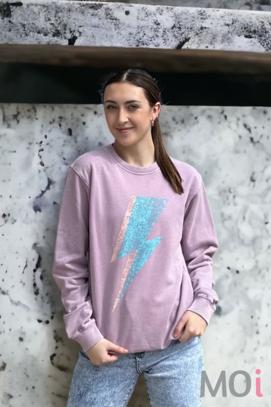Lightning Bolt Graphic Sweatshirt Lavender